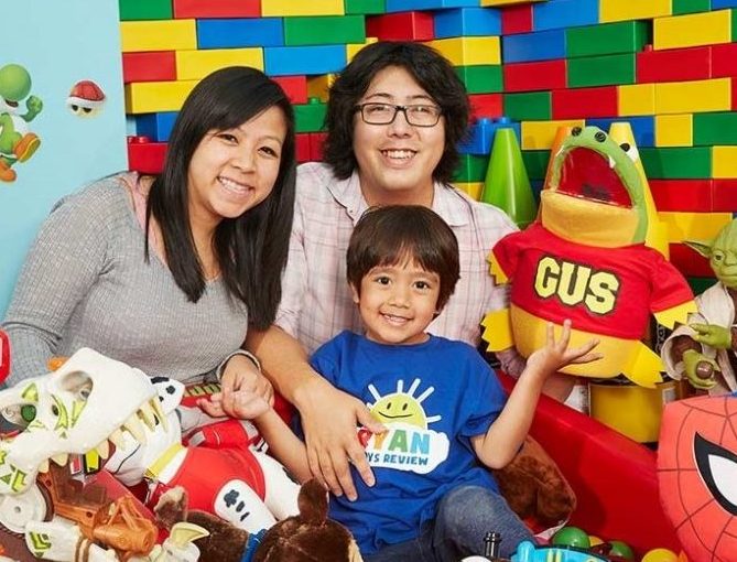 Ryan ToysReview